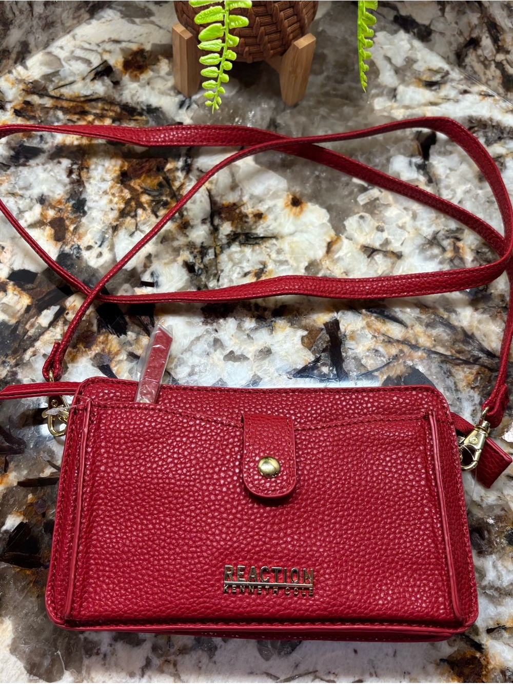 Kenneth Cole Reaction Red Pebble Crossbody Purse - Picture 5 of 11
